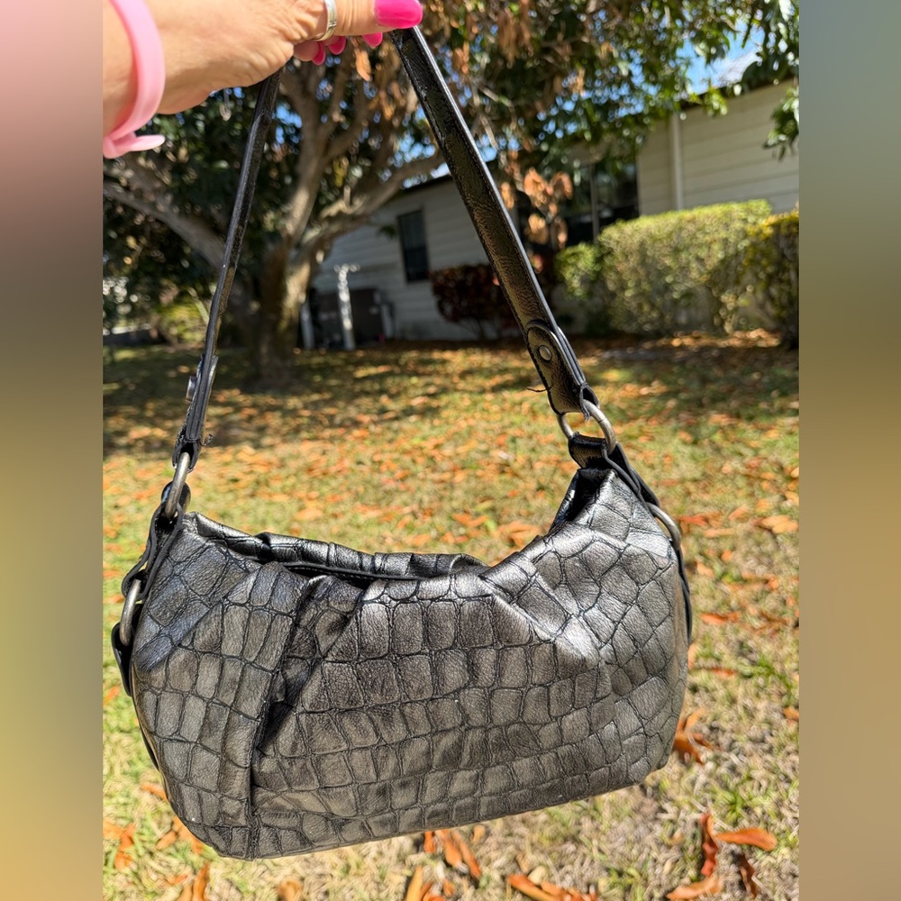 VERA BRADLEY Gray Croc-Embossed Shoulder Bag - Picture 4 of 11